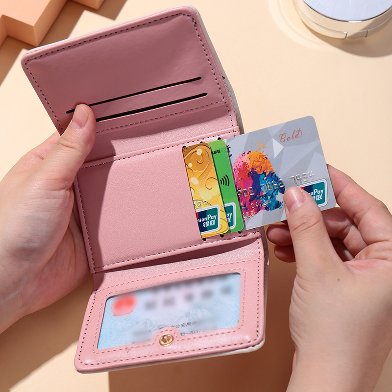İnanılmaz Dijital Sirk Kadınla - Card Top Loader incelemesi ve fiyatı